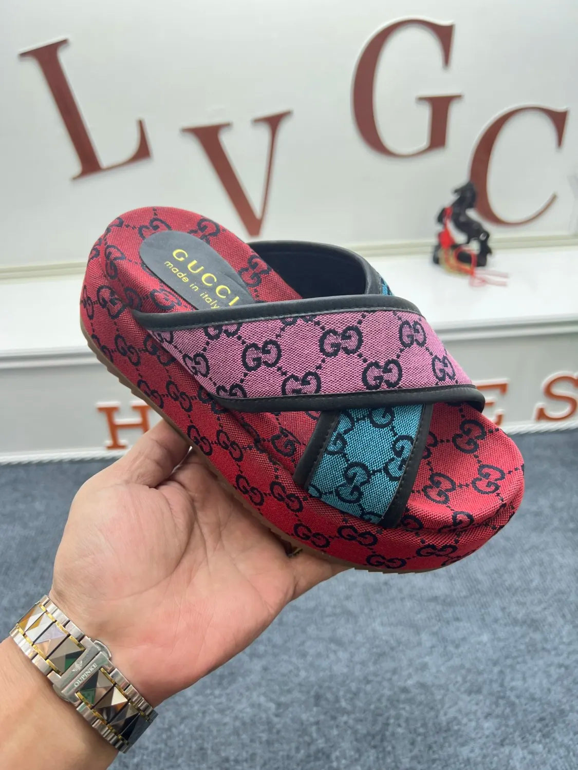 Z5YB69 Popular Slippers