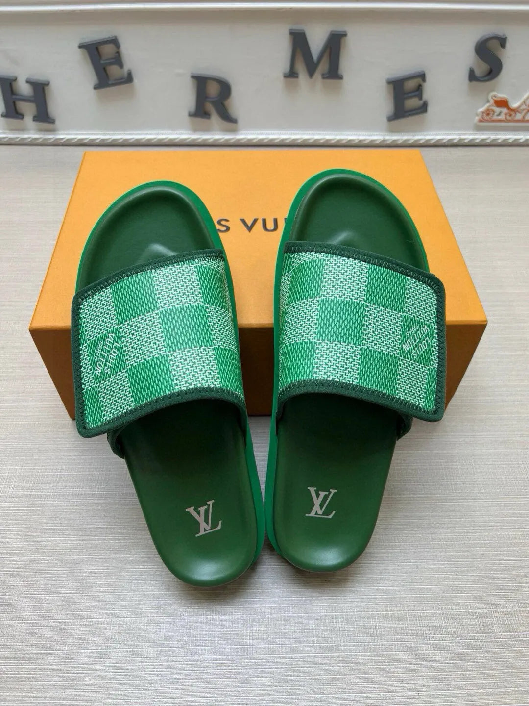 Z5QE3  Popular Slippers