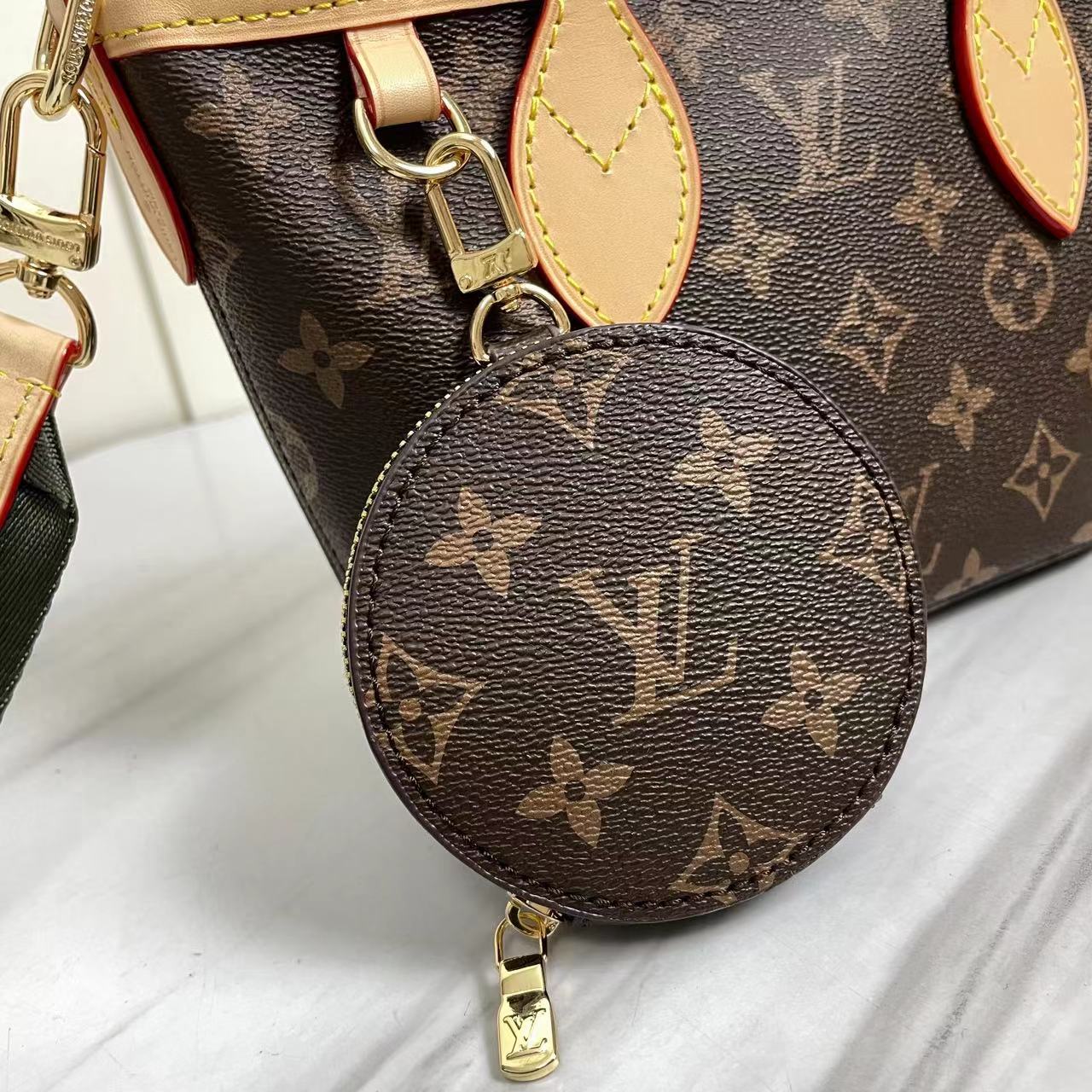 B12X93E85 Popular leather bag 