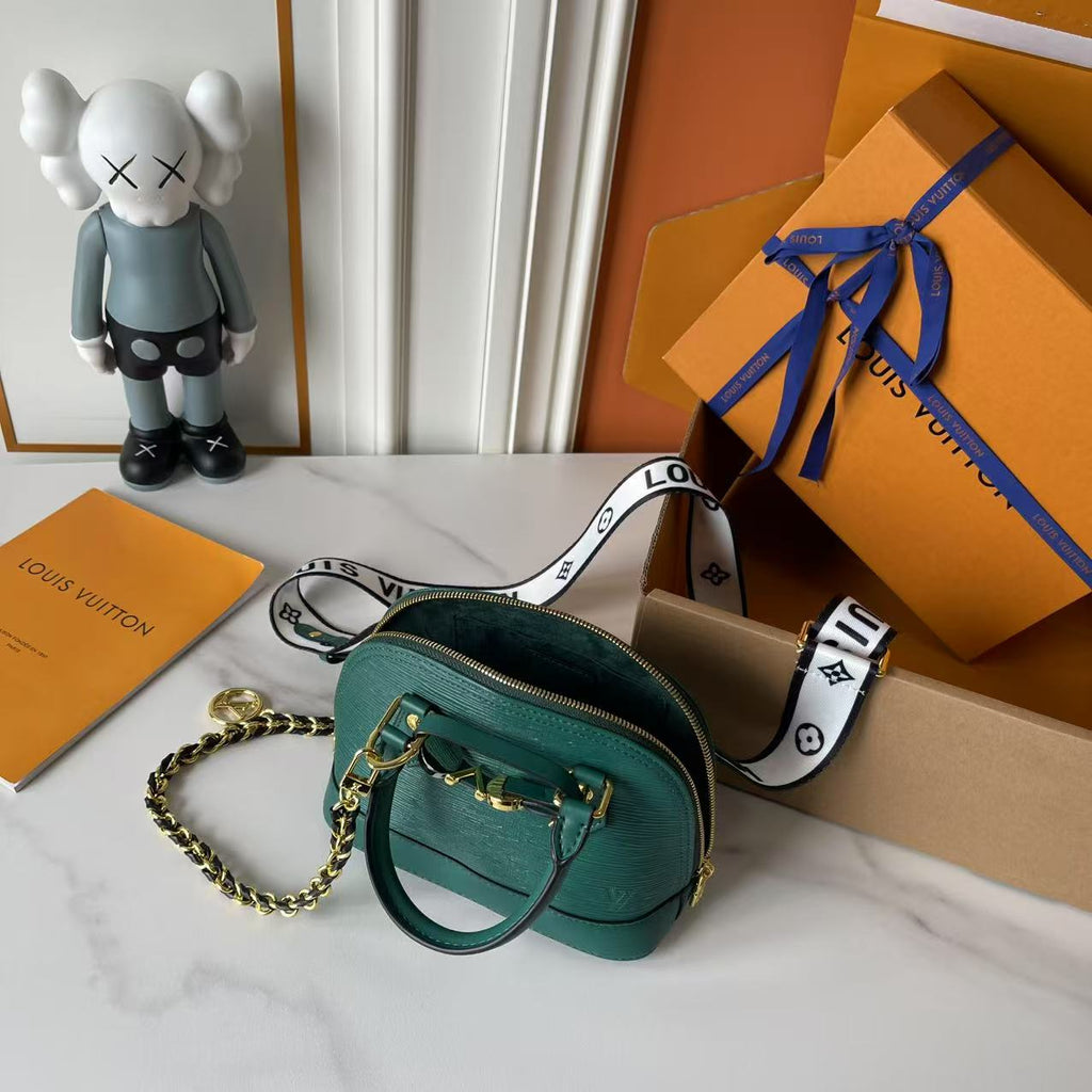 B1P46E95 Popular leather bag