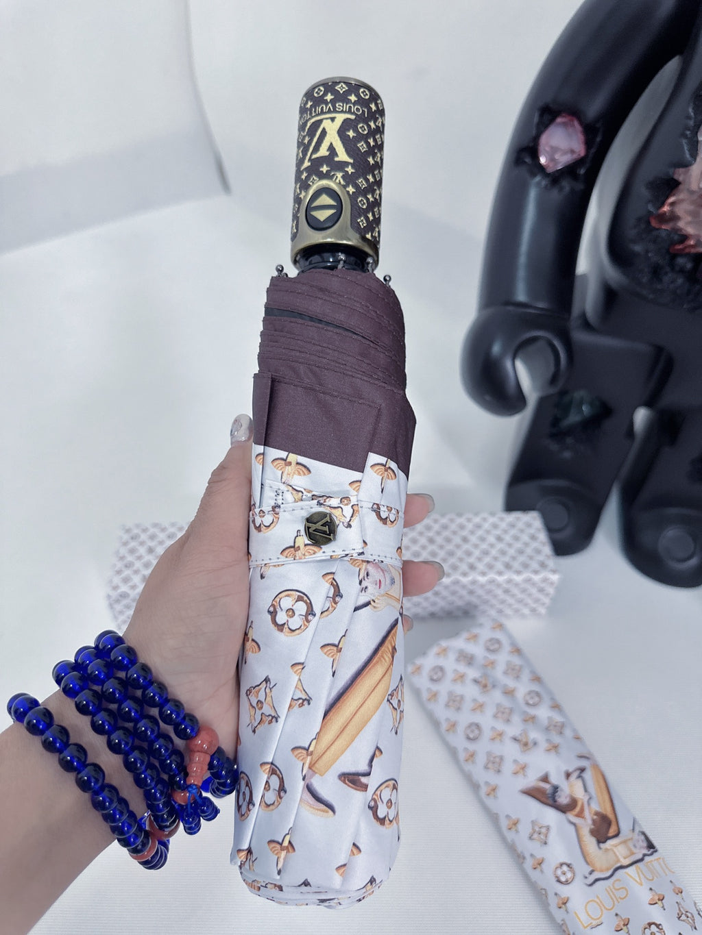 J1N56E1 Popular UV resistant umbrella