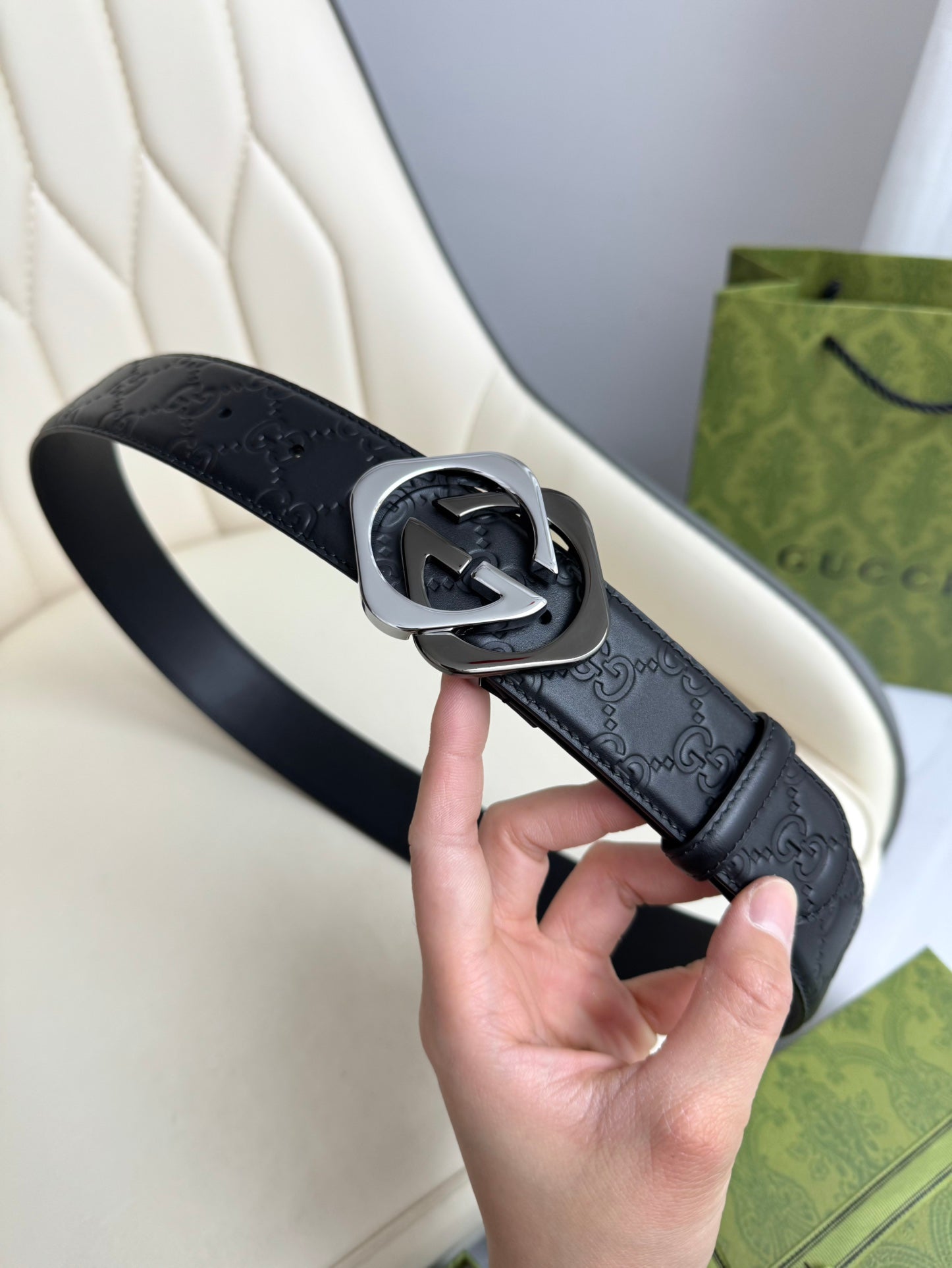 P1Q115B15 Popular High quality belt With full package