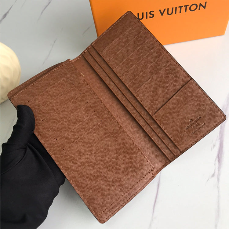 B1X31E2 Popular leather wallets
