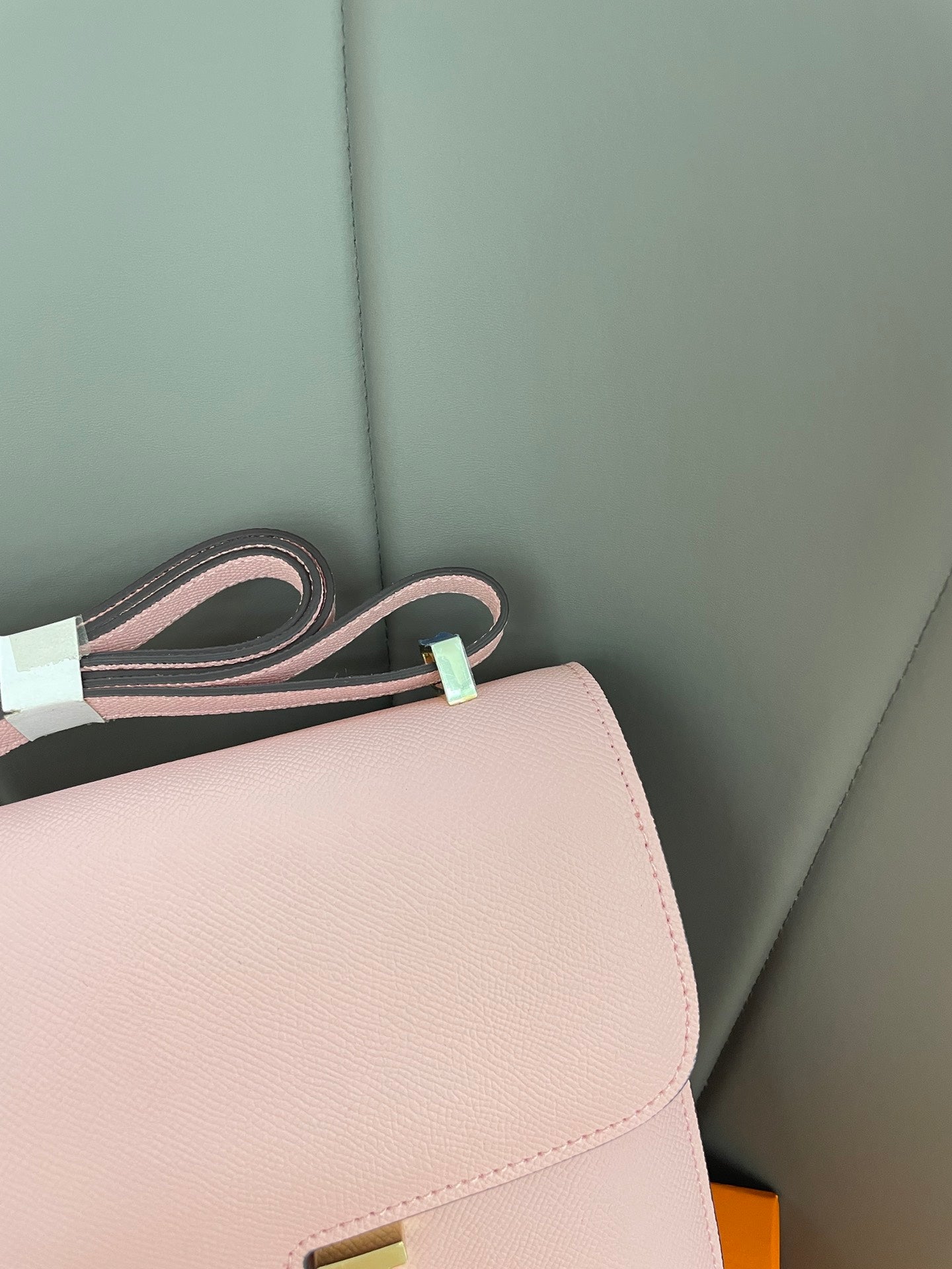 B1N55H63 Popular  leather bag