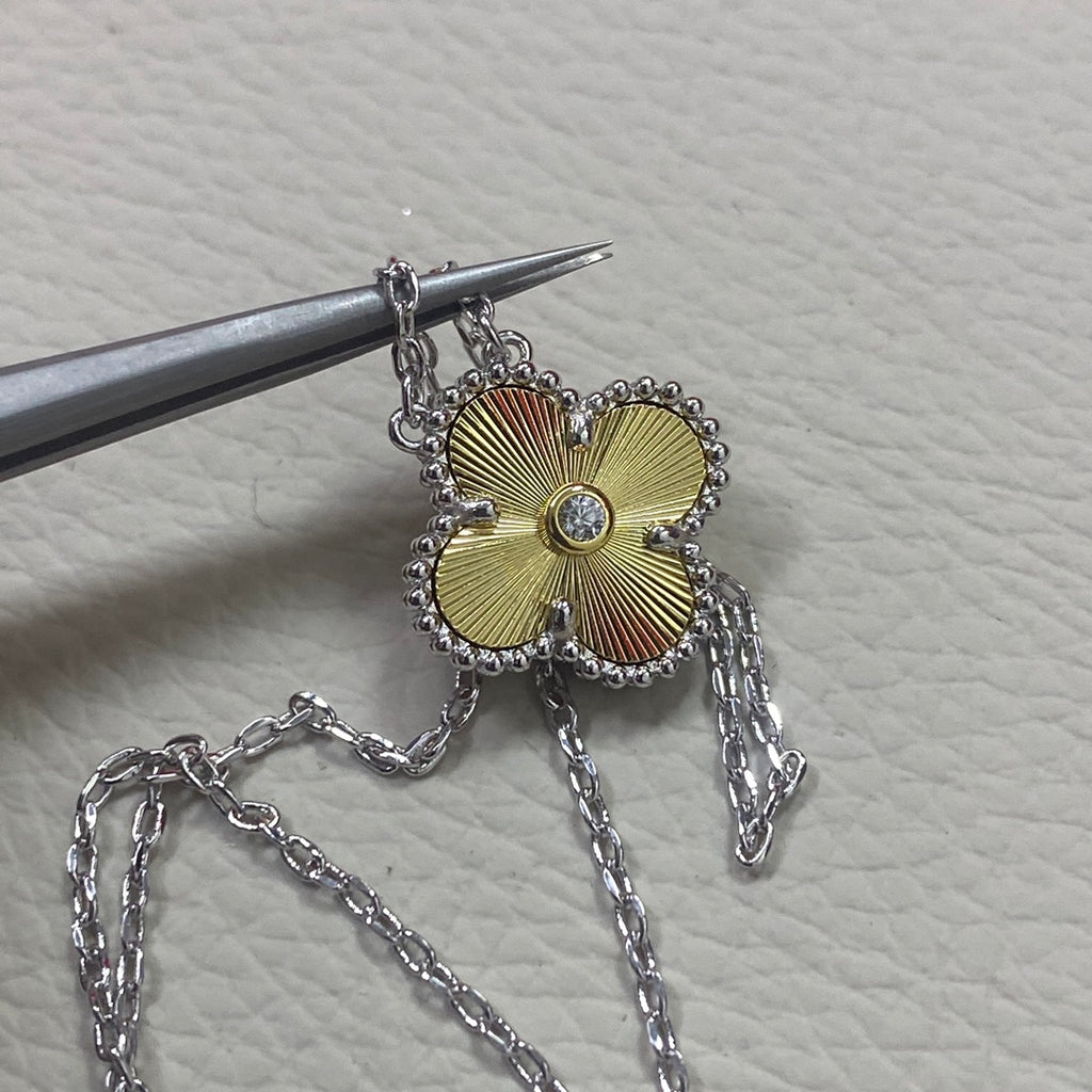 X5Q85VA261X Popular necklaces