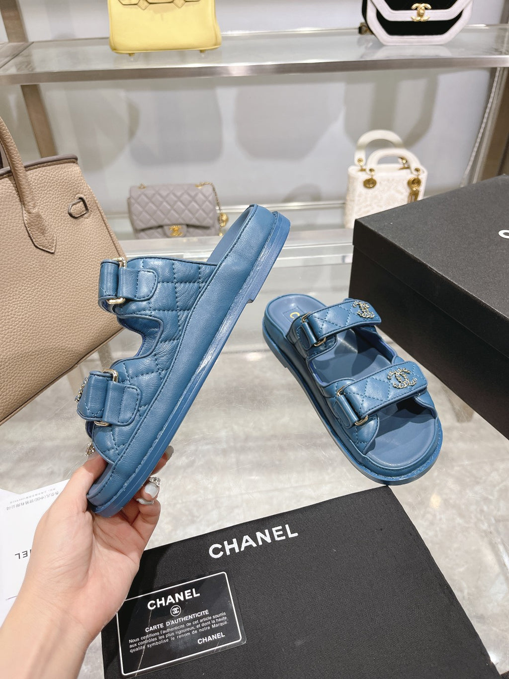 Z2R45C6  Popular leather shoes