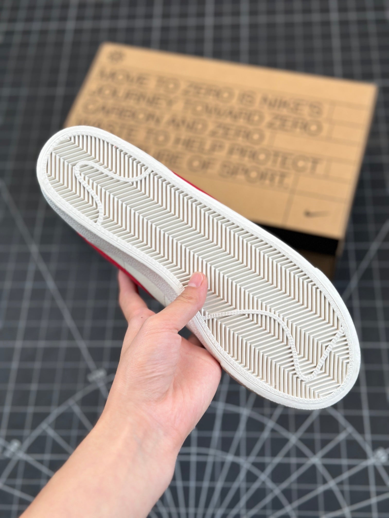 Z4Z35A13 Popular shoes (No box)