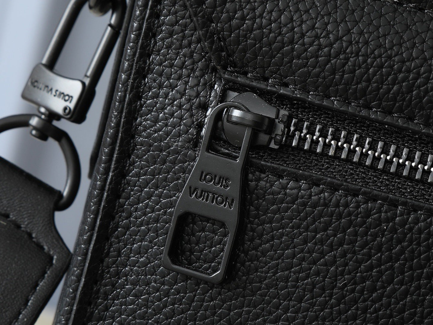 B1P36E78 Popular leather bag