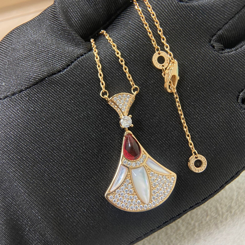 X1Q85S413X Popular Necklaces