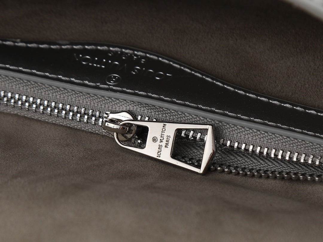 B1P36E41 Popular leather bag