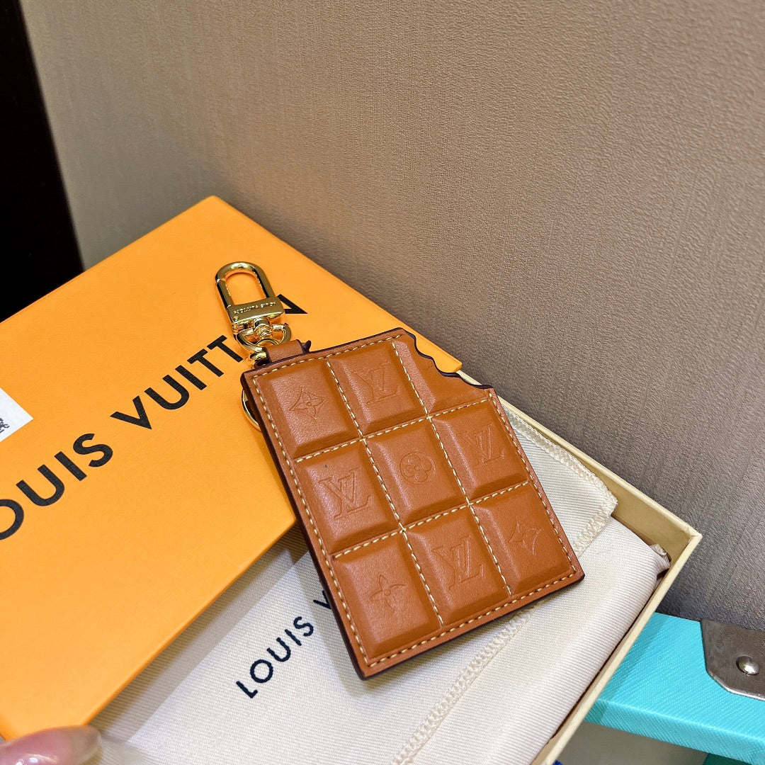 A1Z105E35 Popular bag 's charms accessories