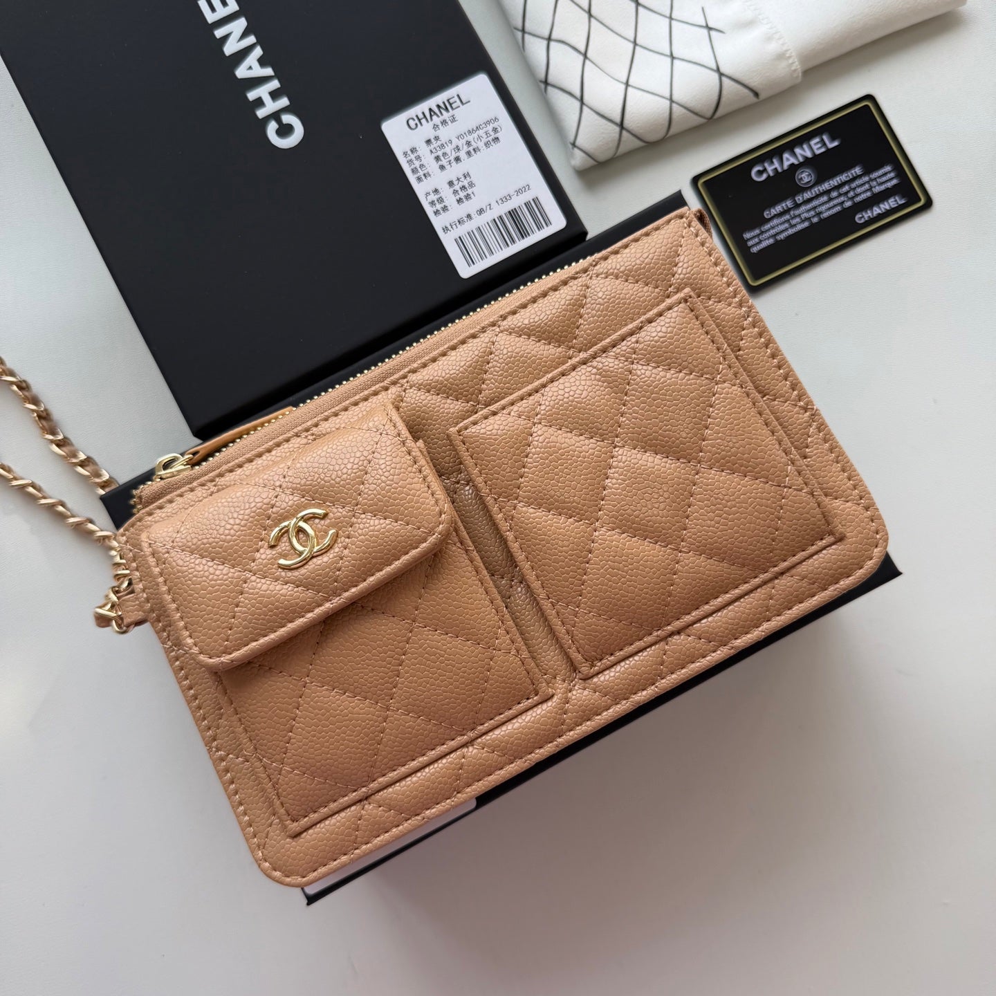 B1P46C23 Popular leather bag