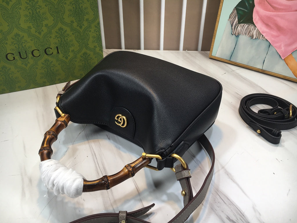 B1R15B117 Popular   leather bag