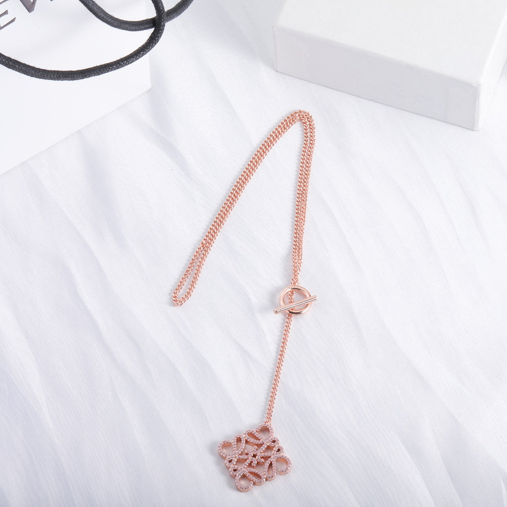 X1R75A37X Popular    Necklaces