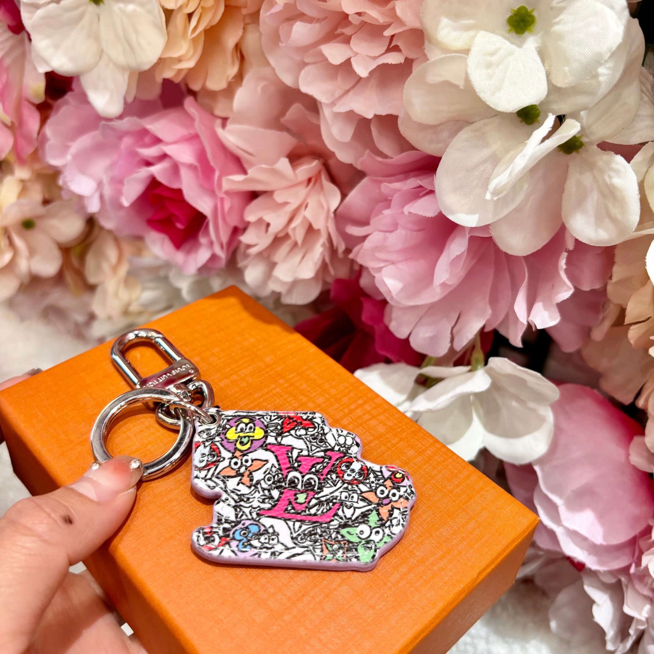 A1Z105E99 Popular bag 's charms accessories