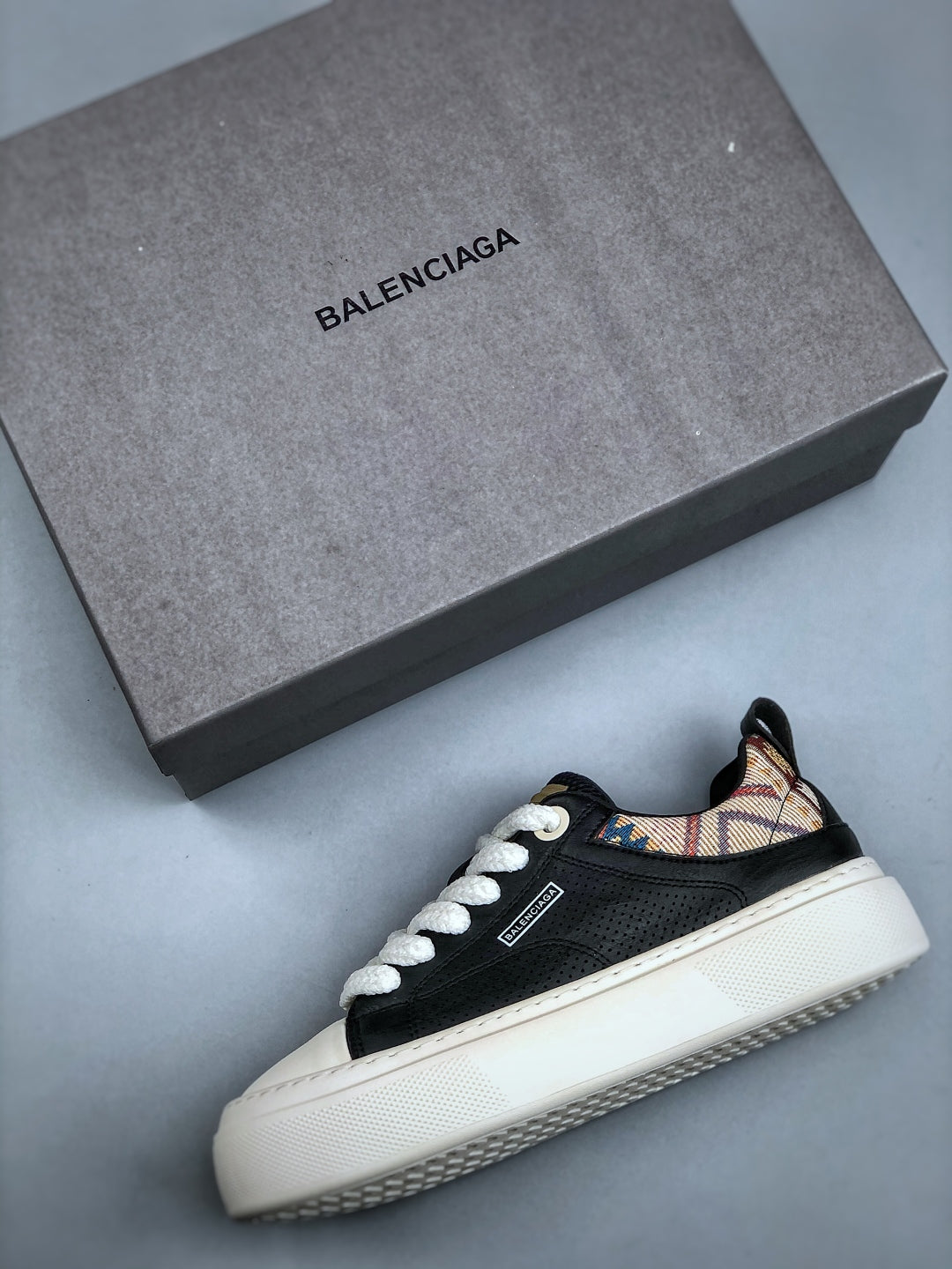 Z4R85J41  Popular high-quality  Shoes