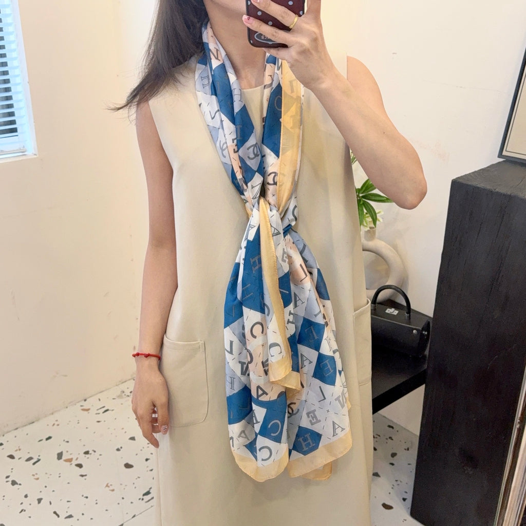 W1Z35C204 Popular Silk Scarve