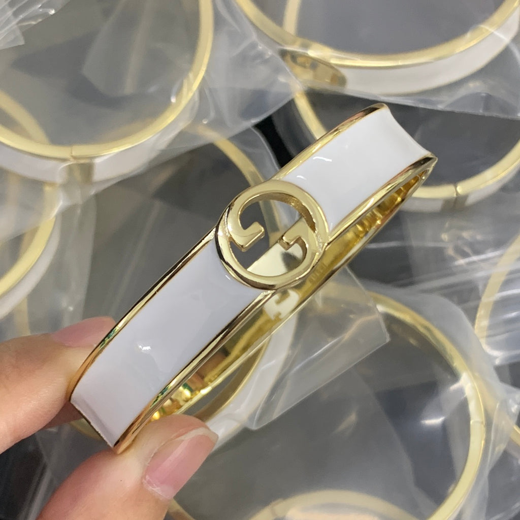 X1Z84B85K  Popular Bracelets