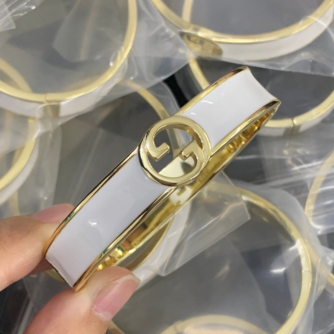 X1Z84B85K  Popular Bracelets