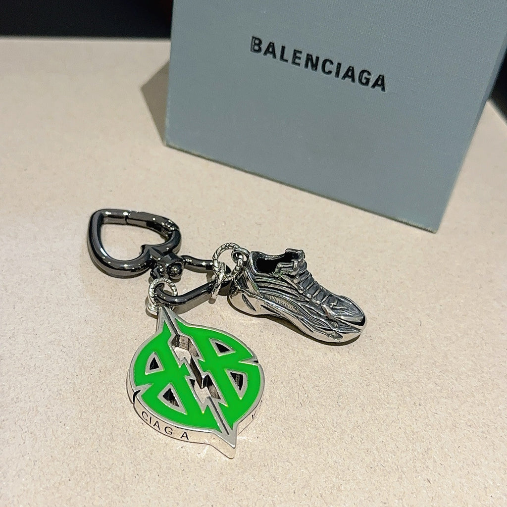 A1Z105J77 Popular bag 's charms accessories