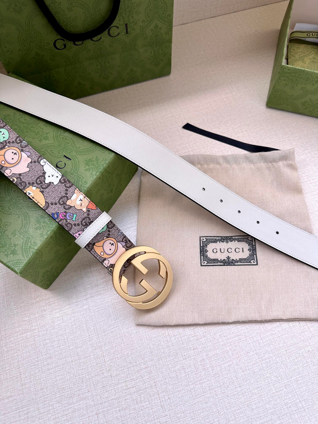 P1R55B208 Popular High quality belt With full package
