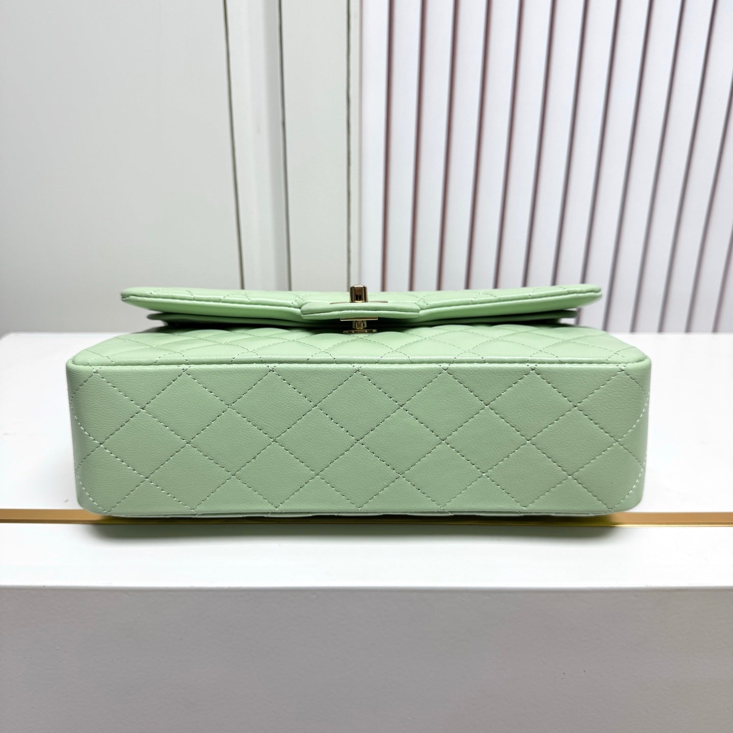 B1R76C11 Popular leather bag