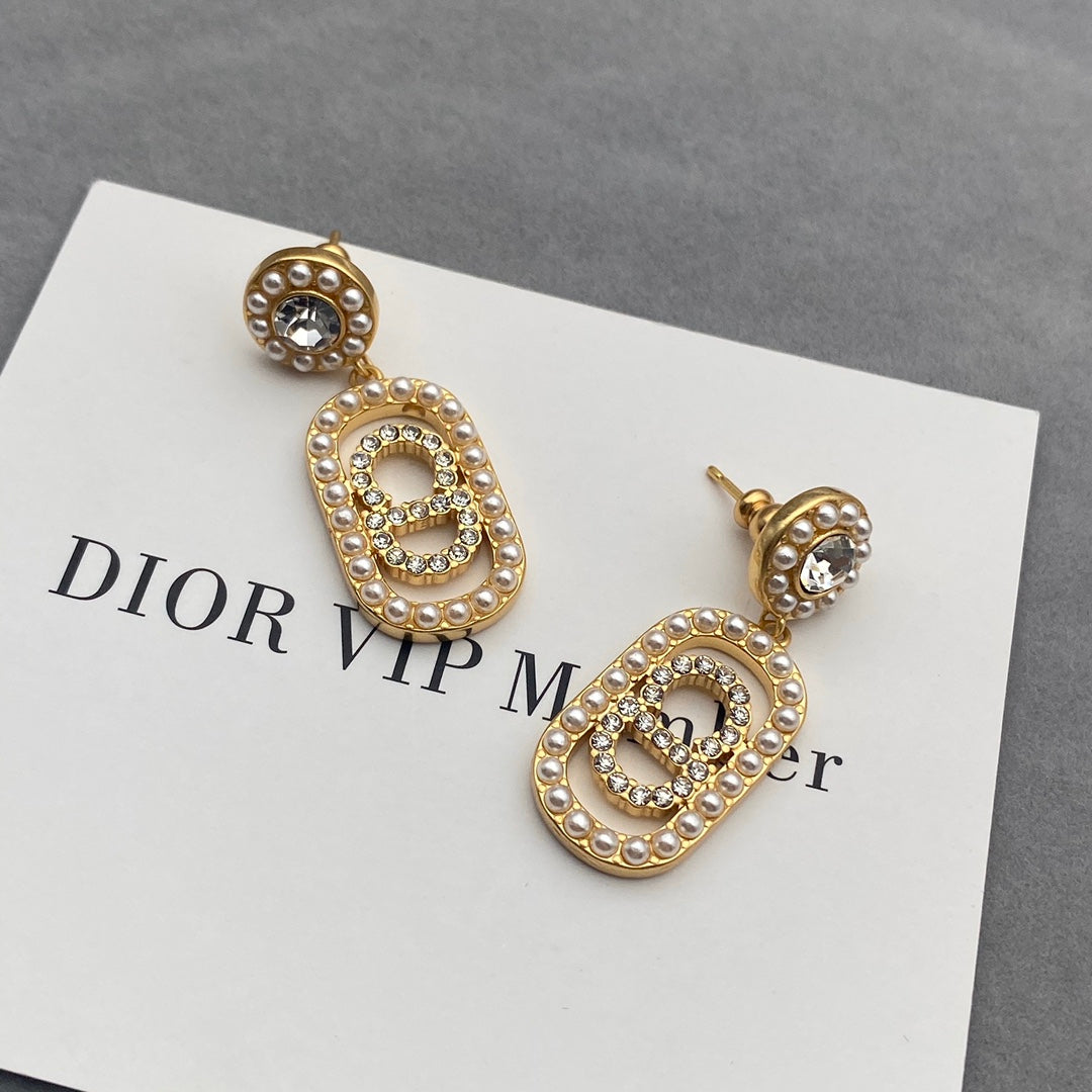 X1N83C208E Popular    Earrings