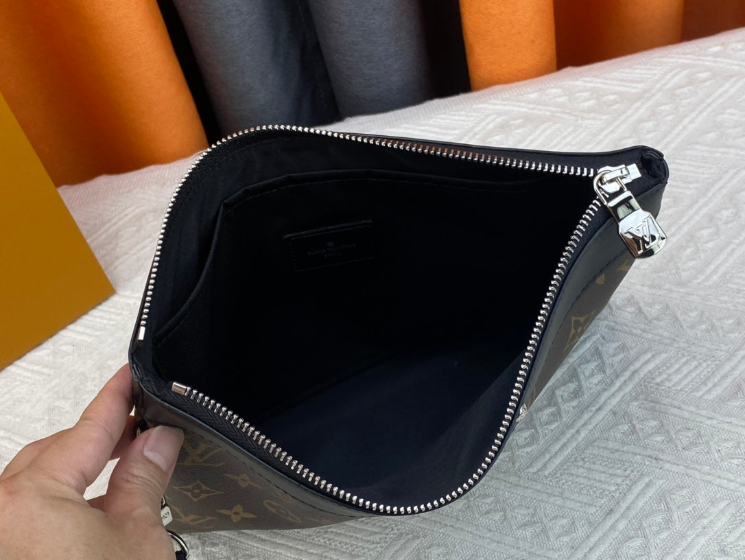 B1X44E401 Popular   leather bag