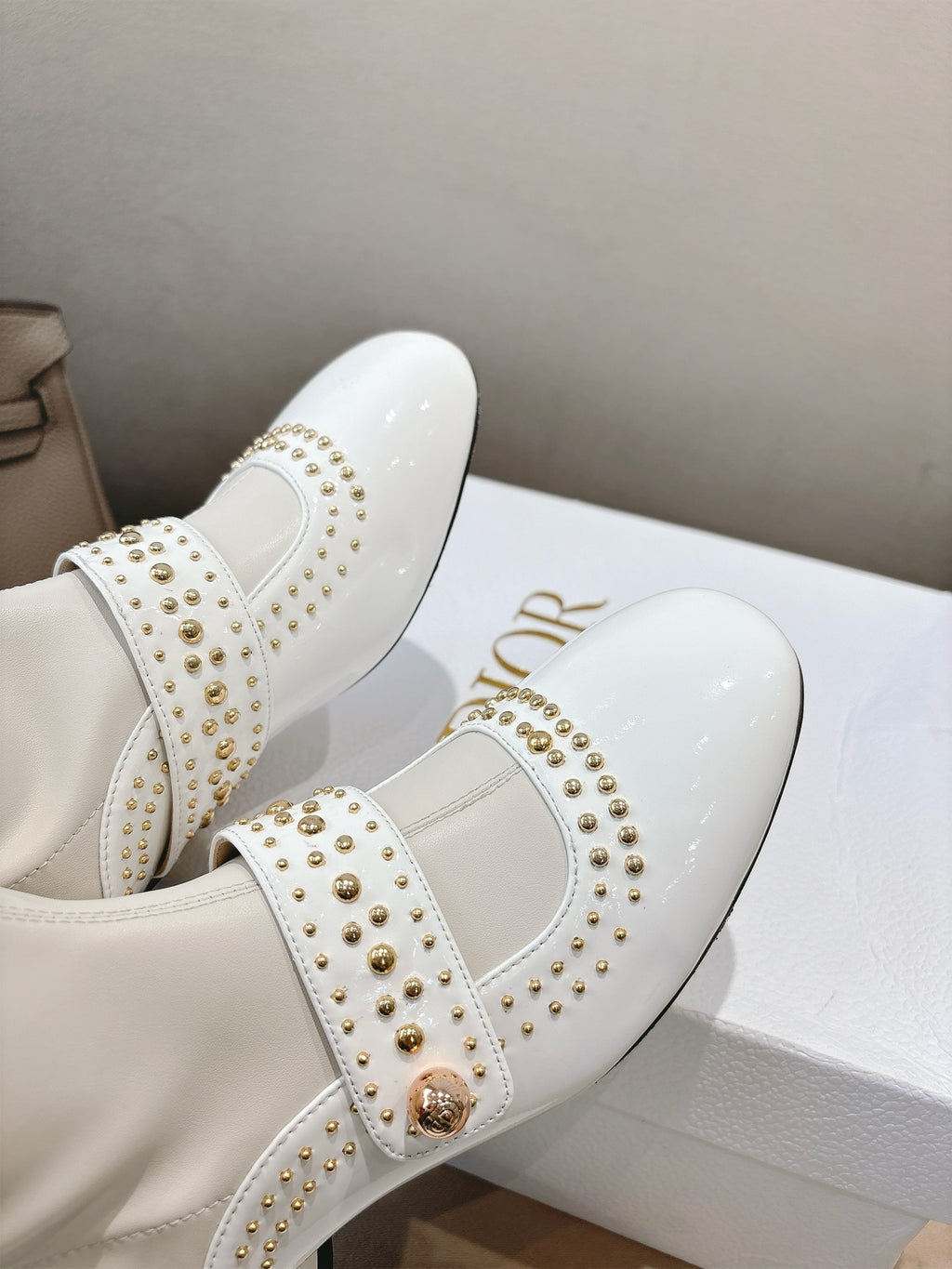 Z2Q95D155  Popular high-quality leather Boots