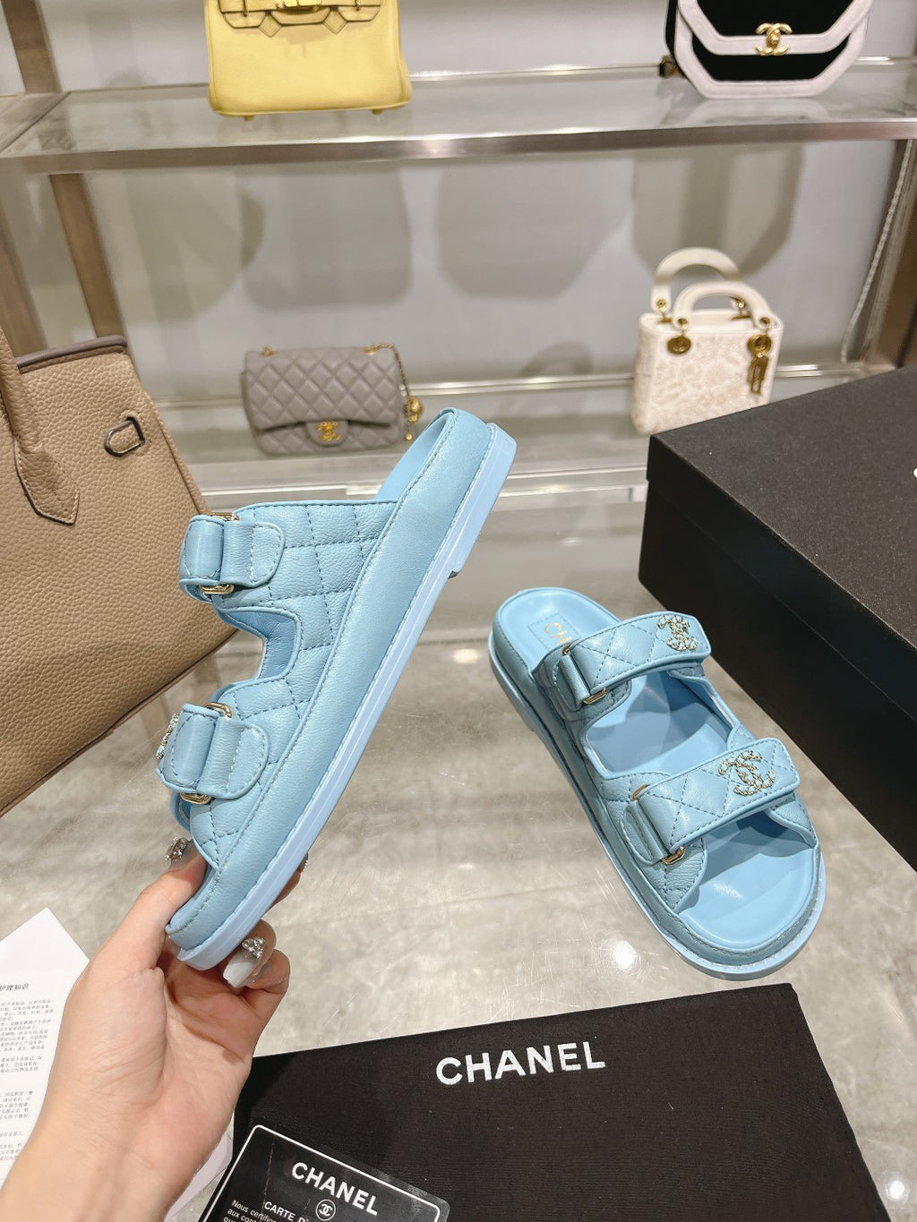 Z2R45C7  Popular leather shoes