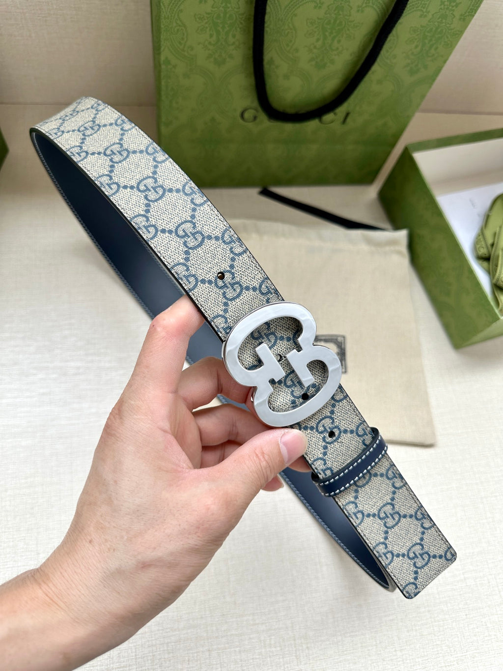 P1R55B210 Popular  High quality belt With full package