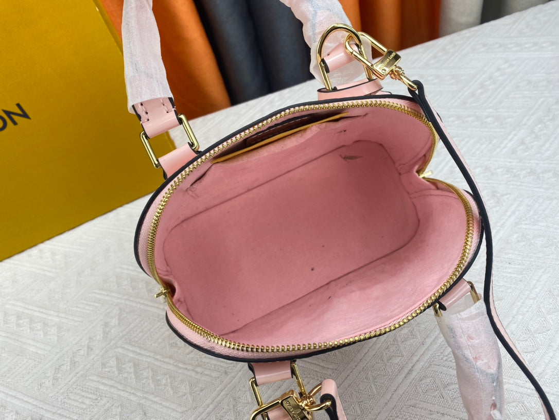 B1N165E97 Popular  leather bag
