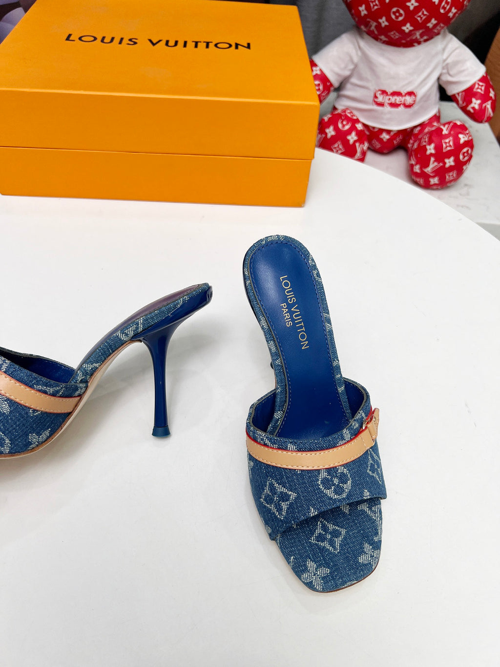 Z2R45E25  Popular high-quality shoes