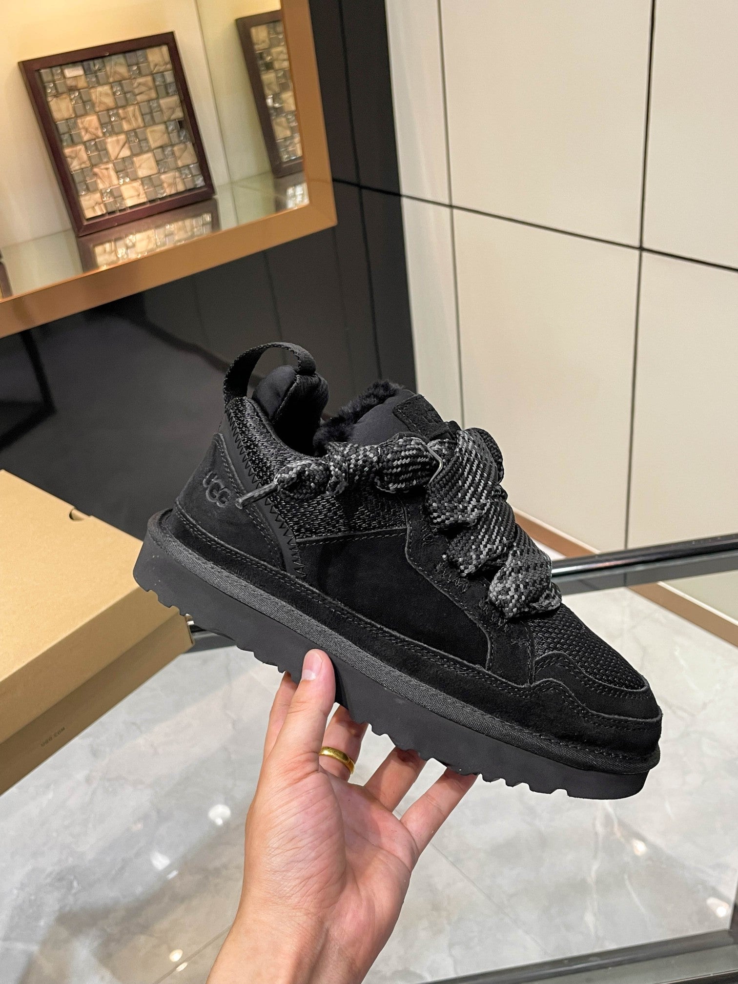 Z2Q105U262 Popular high-quality Shoes