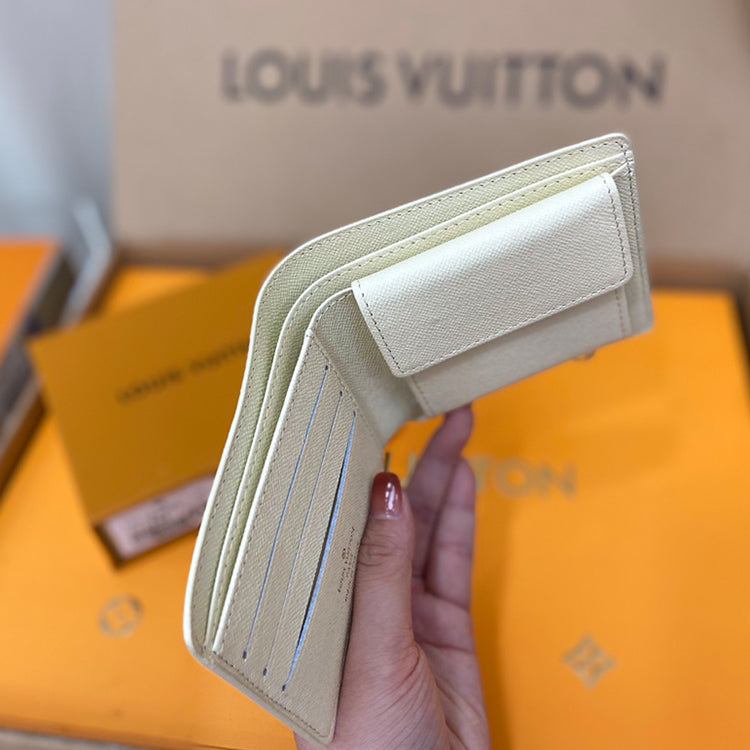 B1361E06 Popular leather wallets