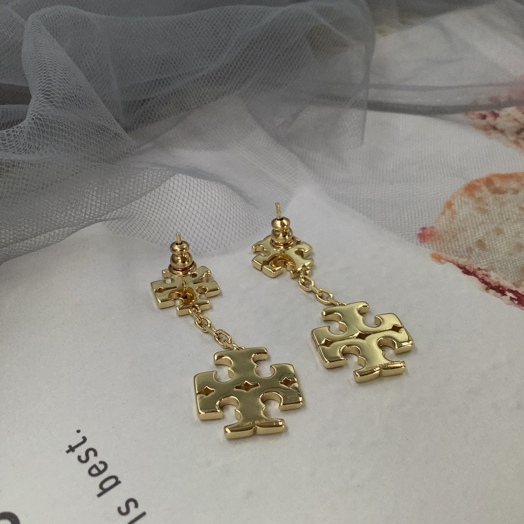 X1Z54A468E Popular  Earrings