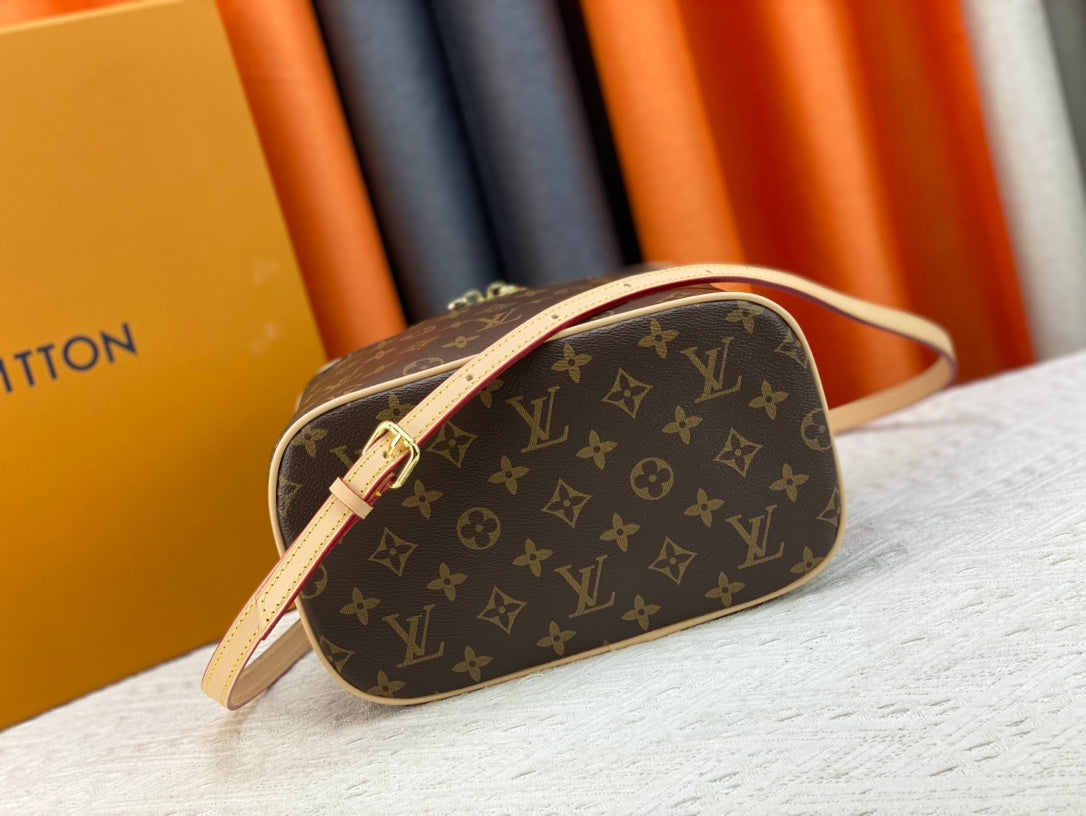 B1X34E273 Popular  leather bag 