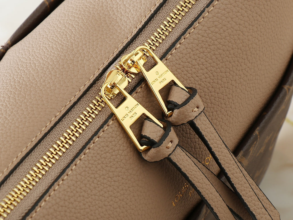 B1W35E115 Popular leather bag