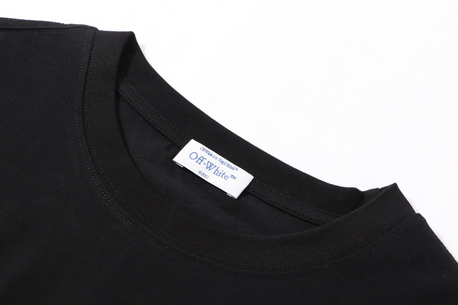 U1P36A11 Popular T-shirts