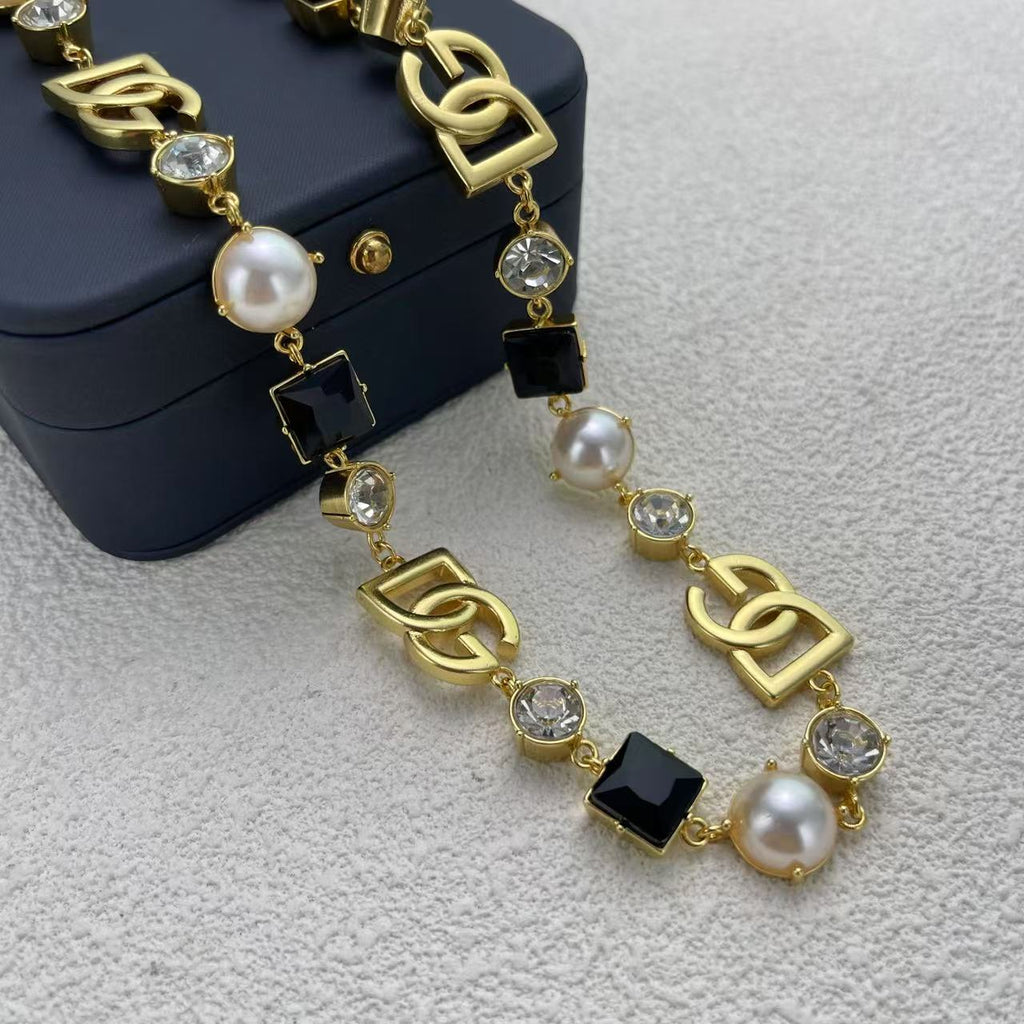 X1Q85A245X Popular Necklace