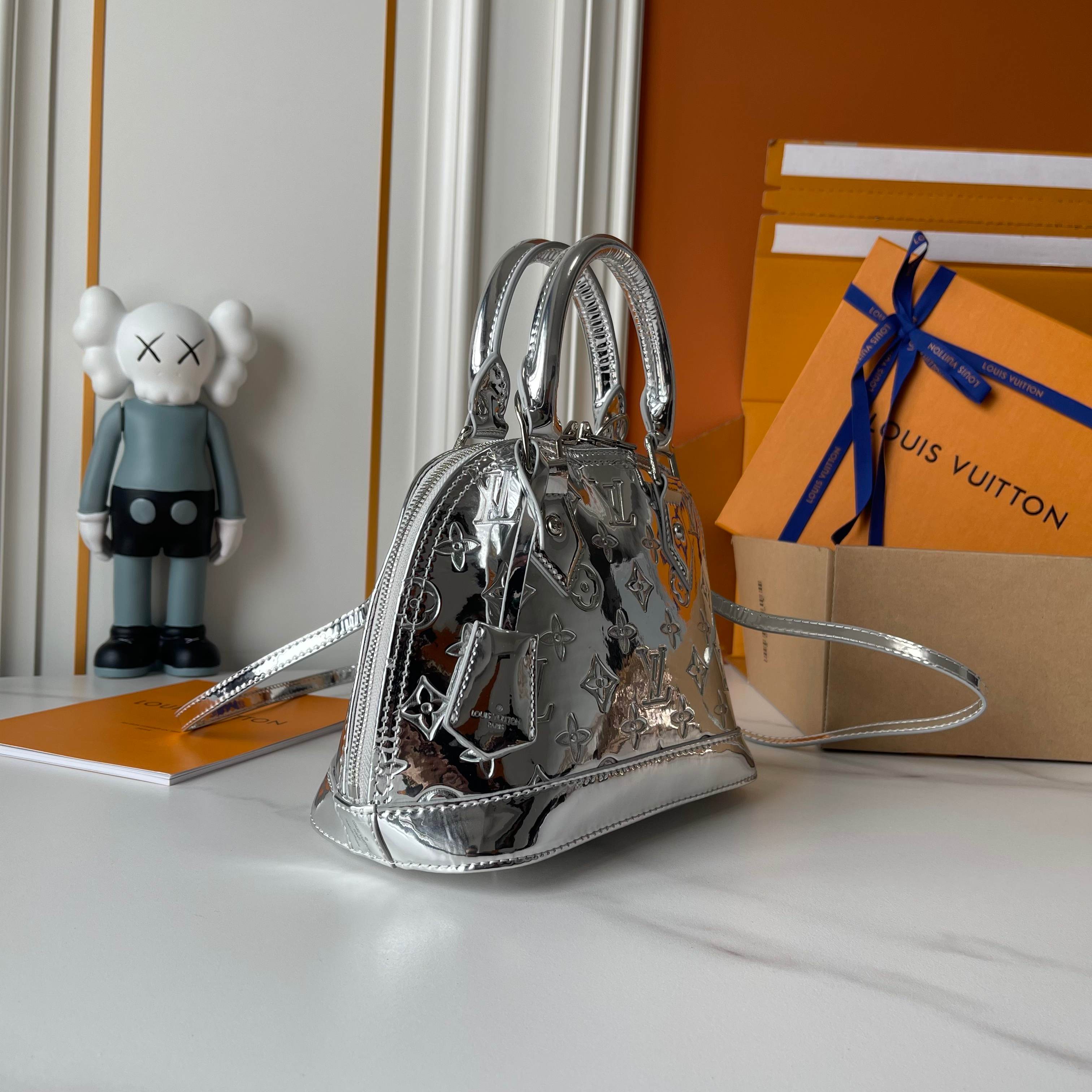 B1P46E86 Popular leather bag