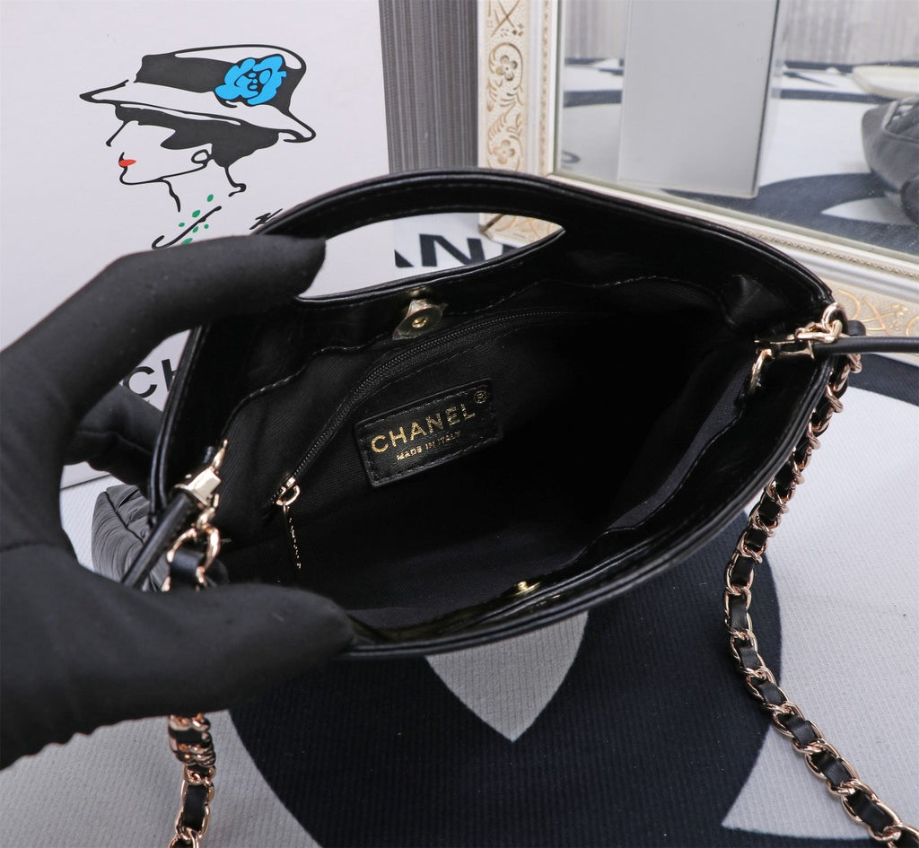 B12X44E310 Popular  leather bag 