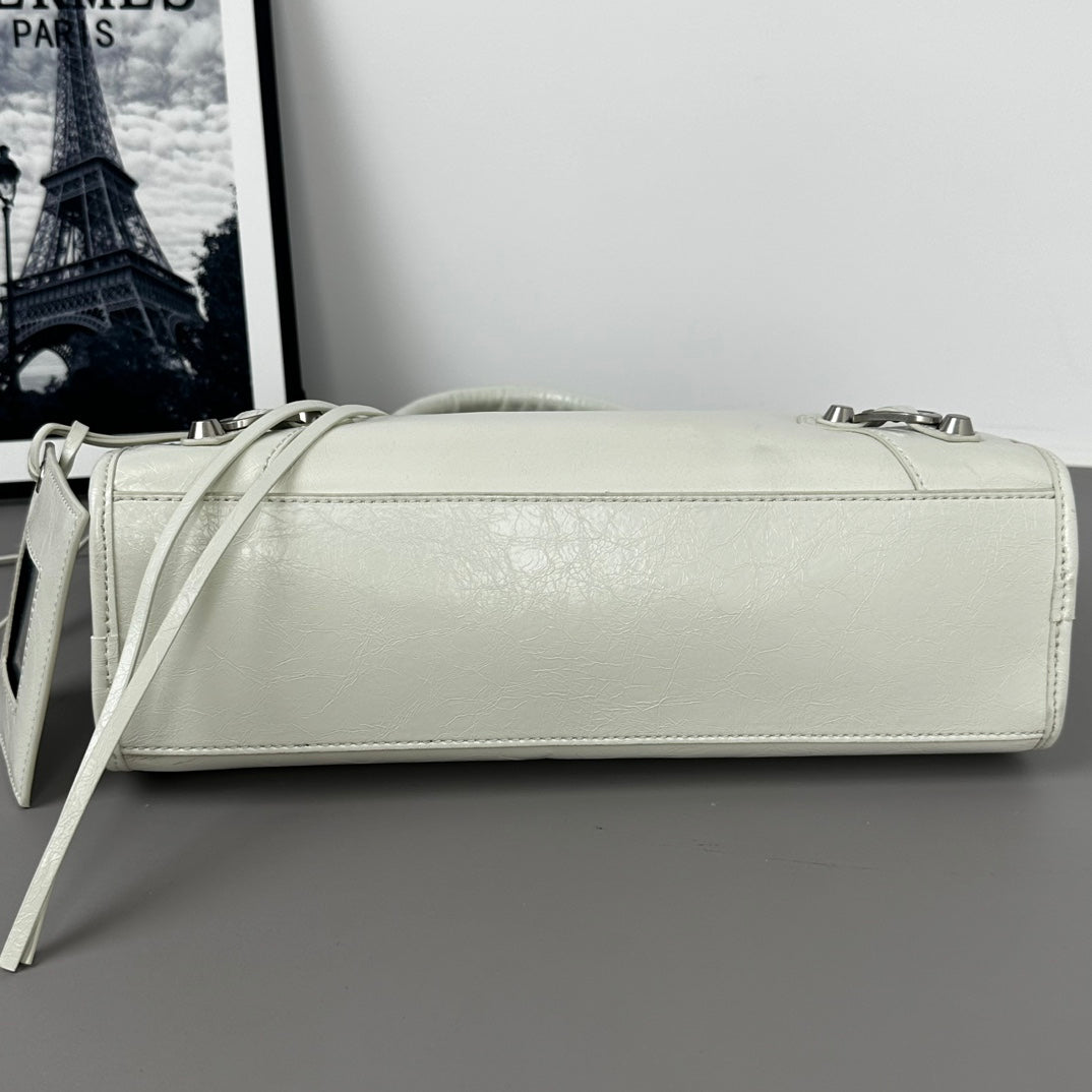B1P36J117 Popular leather bag