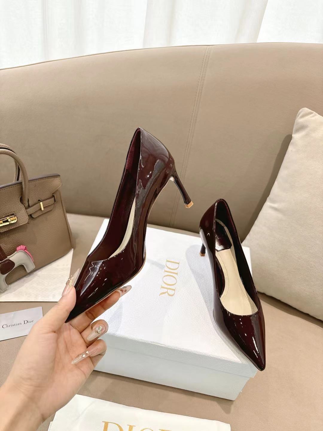 Z2Q95D124 Popular high-quality leather Shoes
