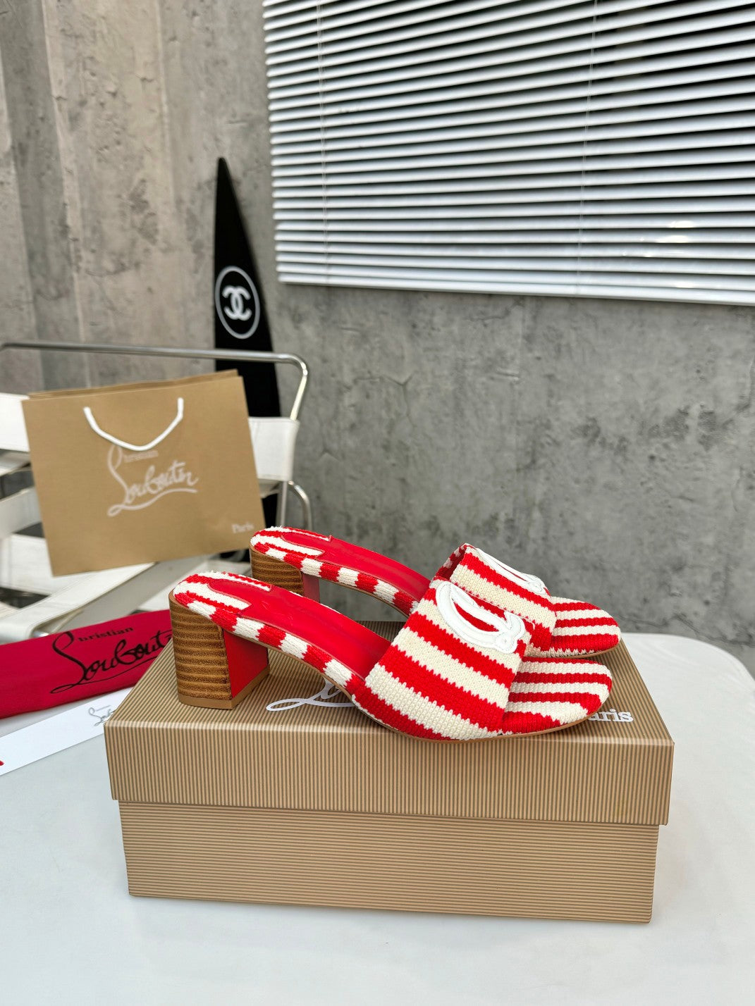 Z2XA9 Popular leather + knitted heels