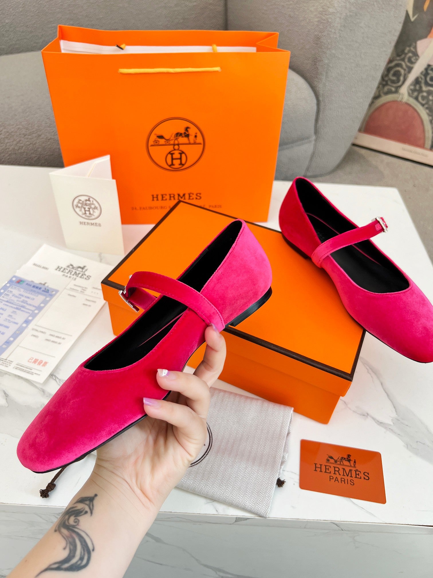 Z2Z85H49  Popular leather Shoes