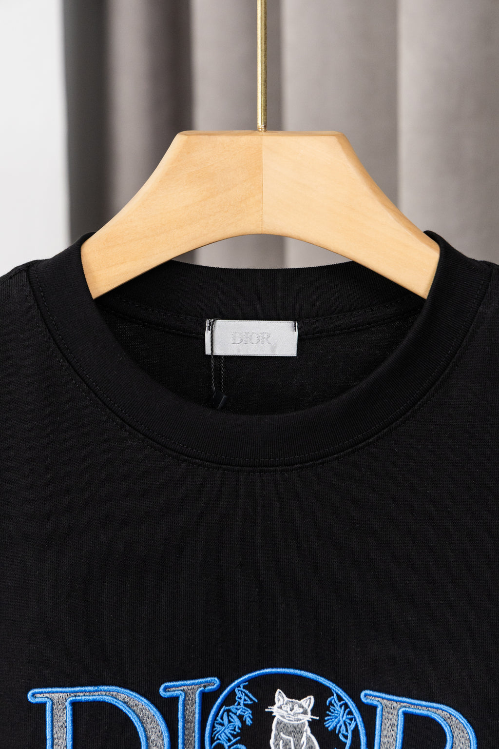 U1P36D128 Popular T-shirts