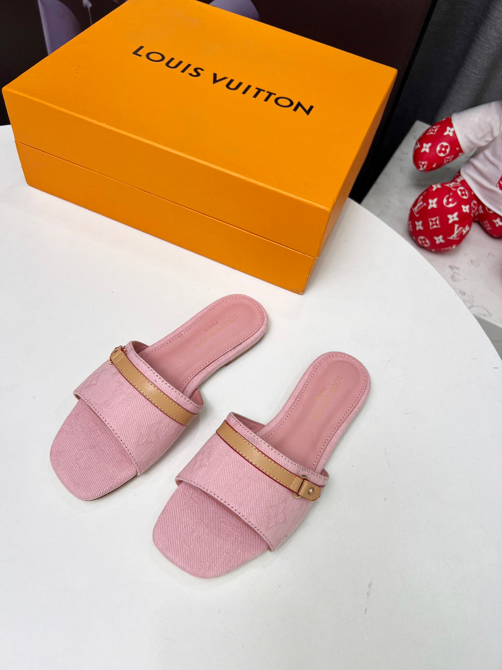 Z2R45E23  Popular high-quality shoes