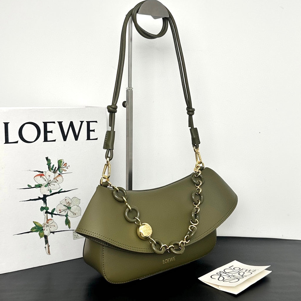 B1R66A11 Popular leather bag
