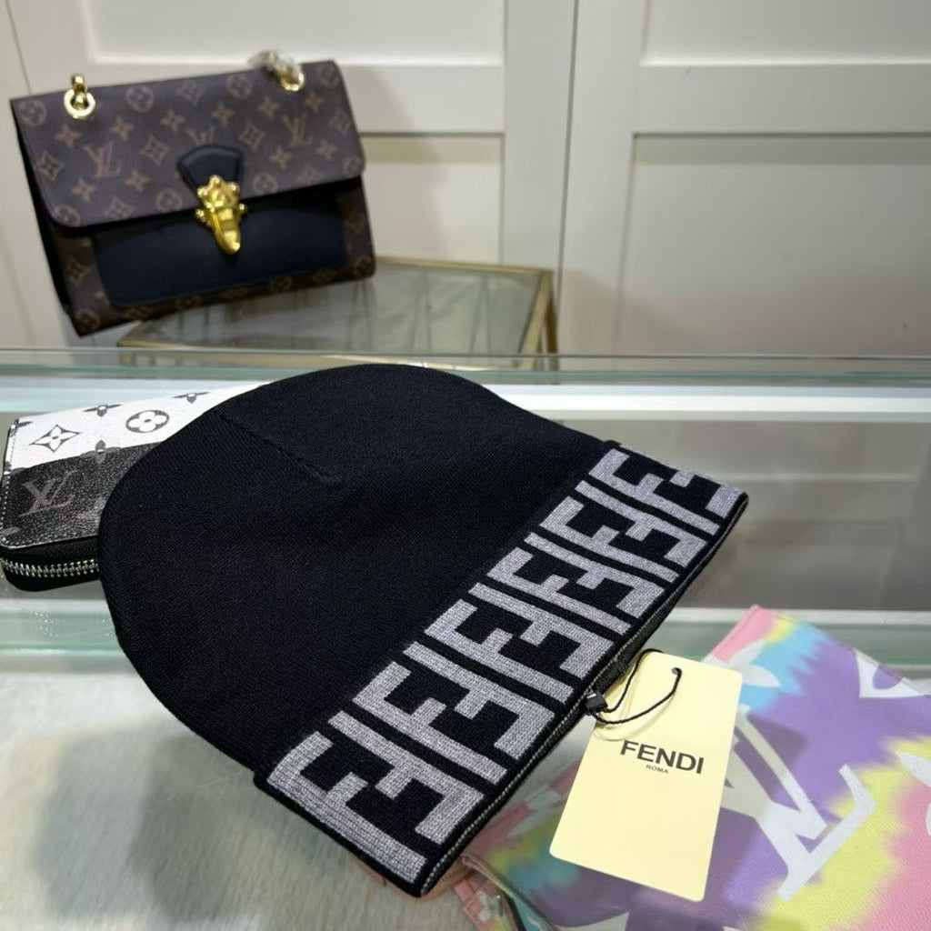 M1R86F32 Popular hats